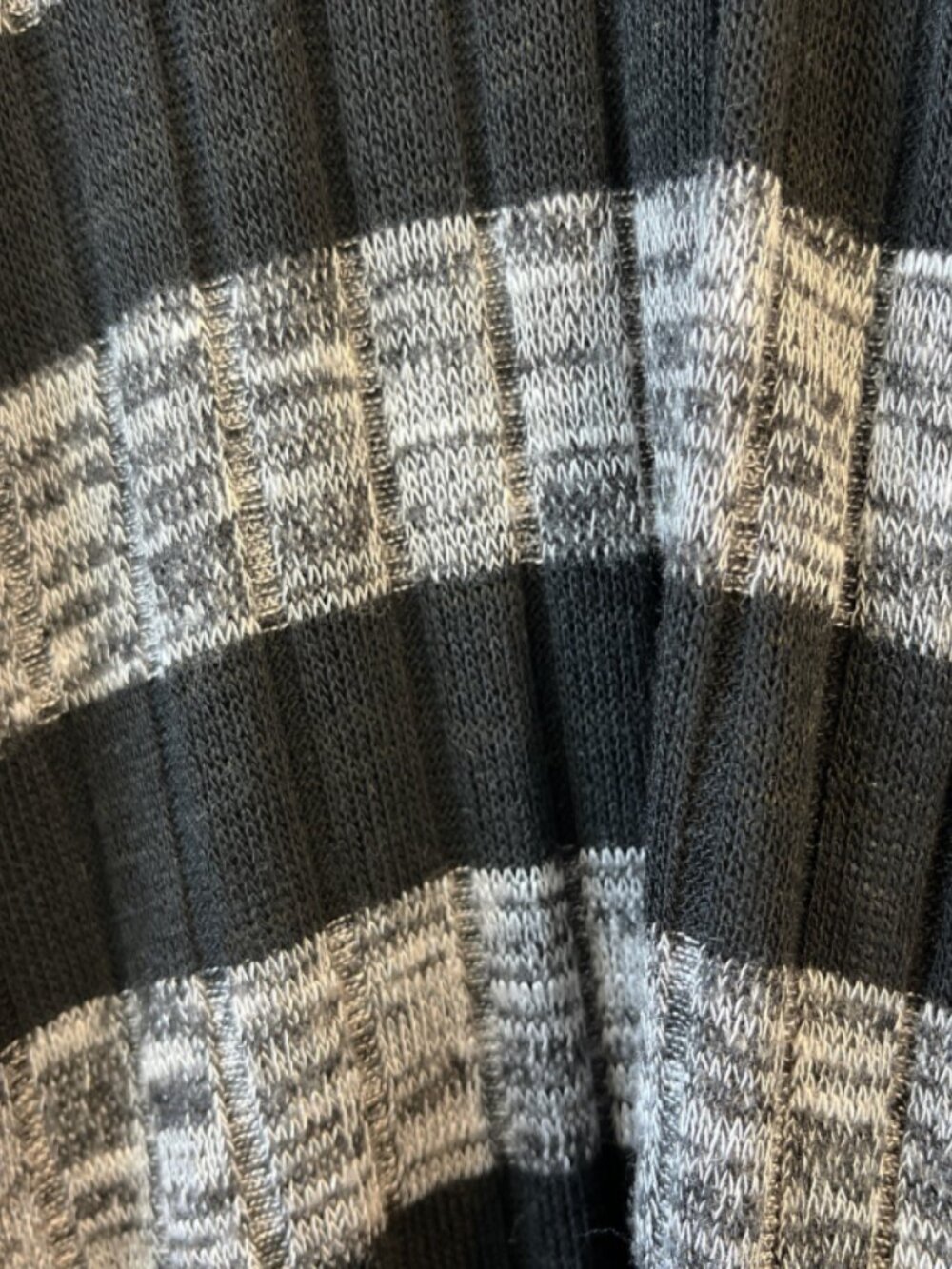 LulaRoe Lindsay Kimono Cardigan Womens M Stretchy Ribbed Grey/Black Stripe Hi-Lo - Picture 12 of 14